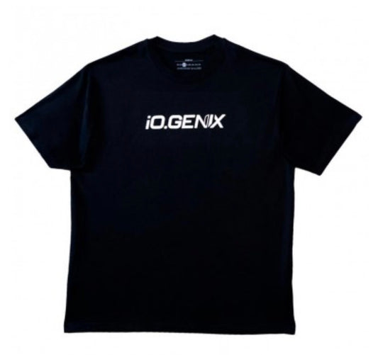Camiseta Negra Oversize Io.genix